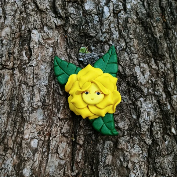 🍄Alice in Wonderland🥀🌹 Brooch Pin - Picture 2 of 6